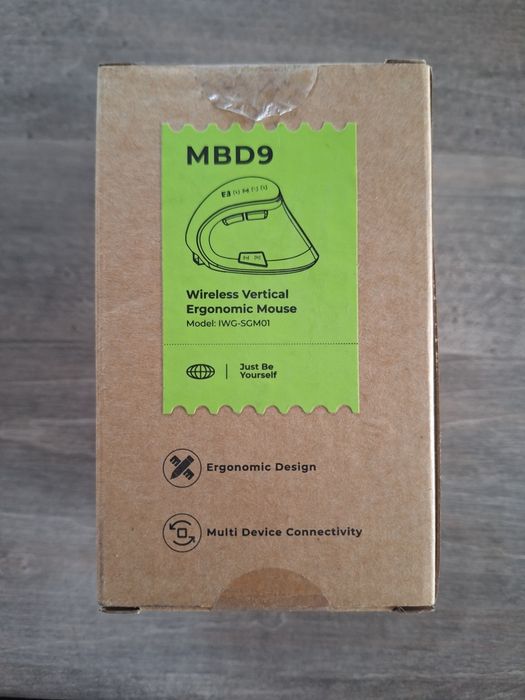 Nowa ergonomiczna wertykalna mysz MBD9