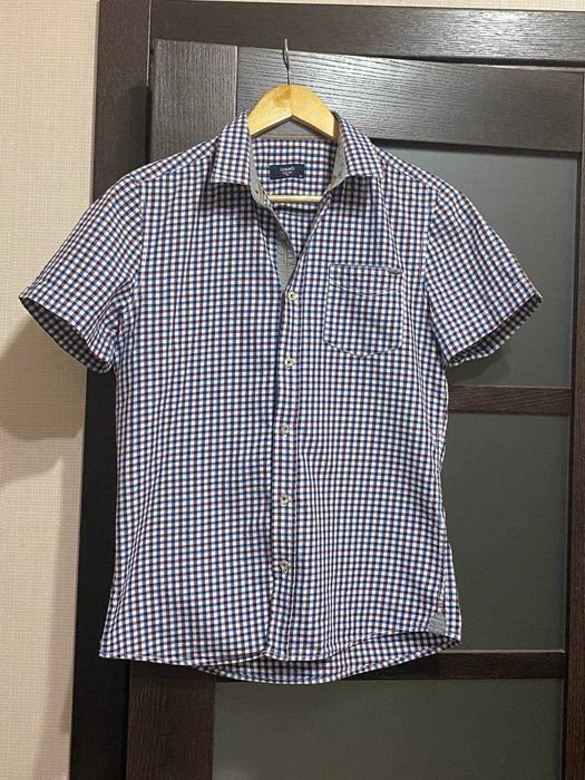 Мужская рубашка с коротким рукавом