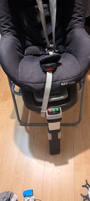 Fotelik samochodowy Maxi cosi familyfix pearl 9-18 kg
