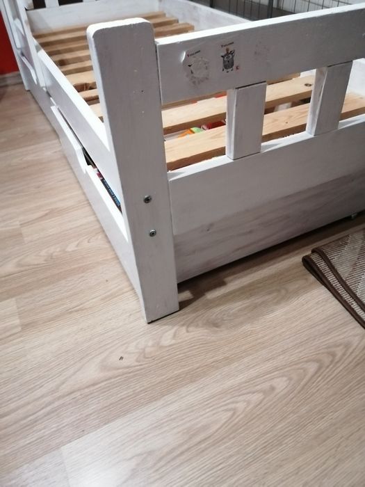 Łóżko młodzieżowe