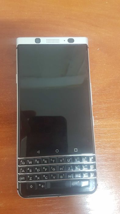 Blackberry keyone