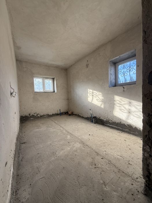 Продаж будинку с. Лоєва Надвірнянський р-н