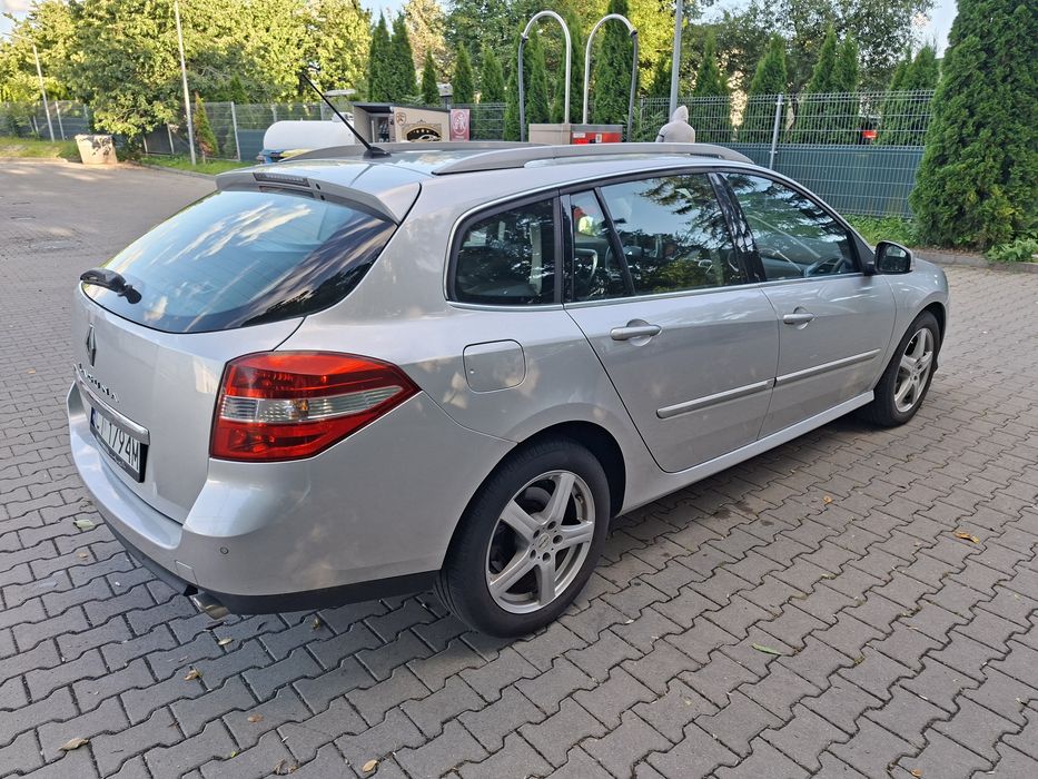 Renault Laguna III 2.0 dCi rok 2010 zadbana 6stka skrzynia
