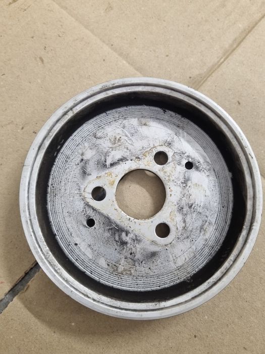 Насос гідропідсилювача 4F0 145 153 E