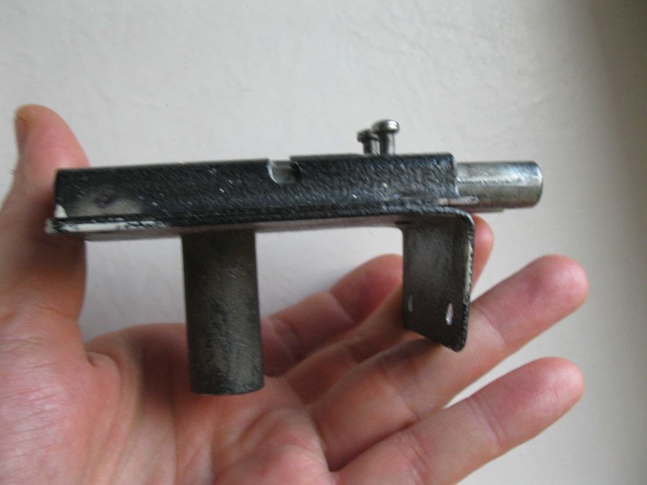 Замок ригельный без ключа