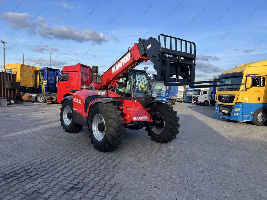 Погрузчик телескопічний MANITOU MT 932