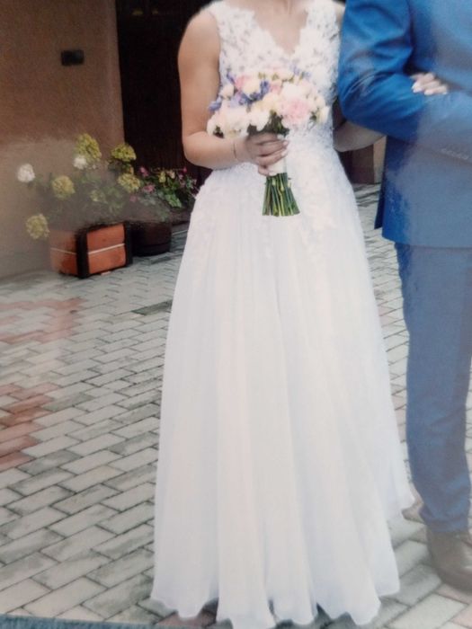 Wygodna Suknia Ślubna