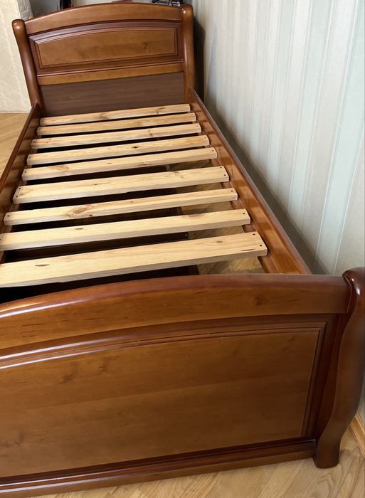 Односпальне ліжко