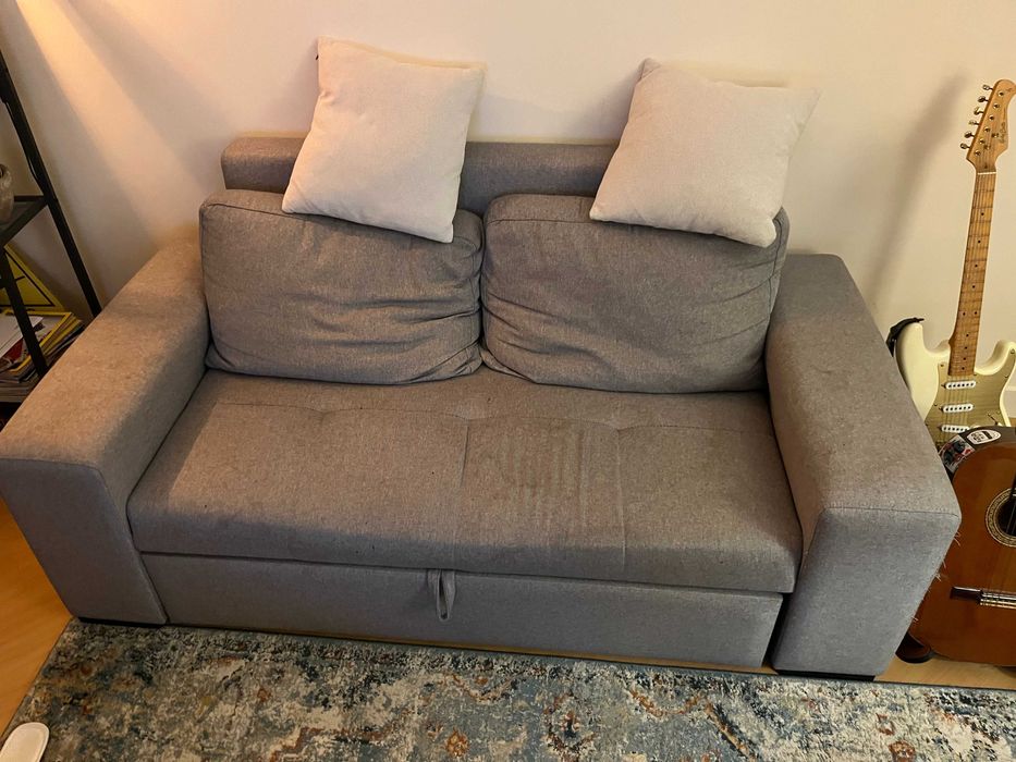 Sofá 2 lugares com chaise longue estragada