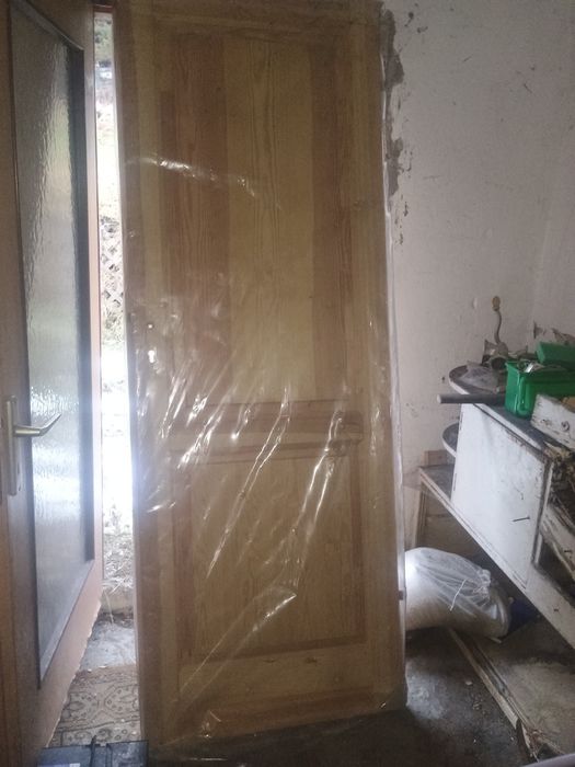 Sprzedam drzwi drewniane