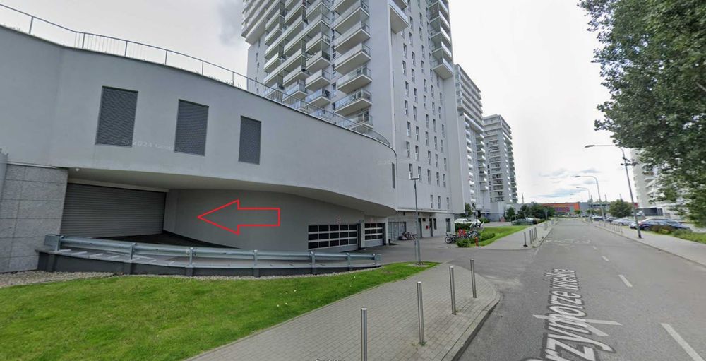 Miejsce postojowe w hali - Cztery Oceany Gdańsk Przymorze - Więcej