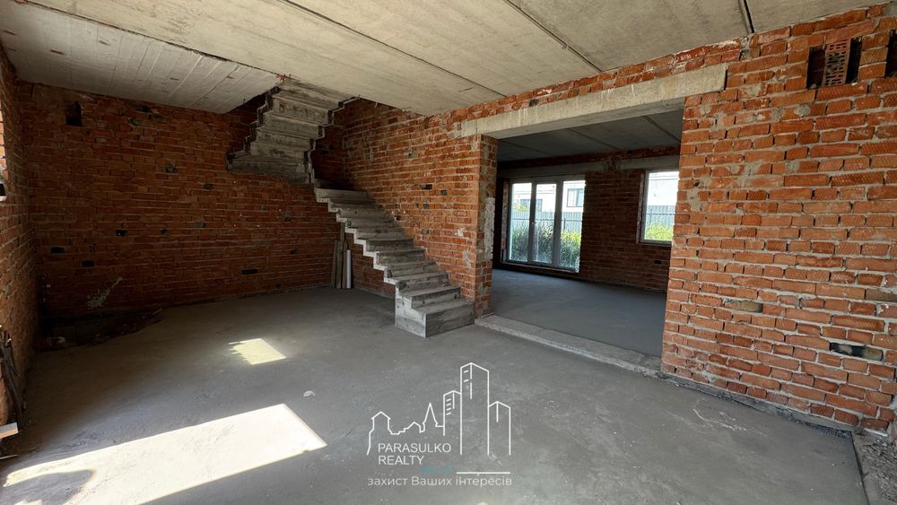 ‼️ Продам шикарний дуплекс з парканом та роботами‼️