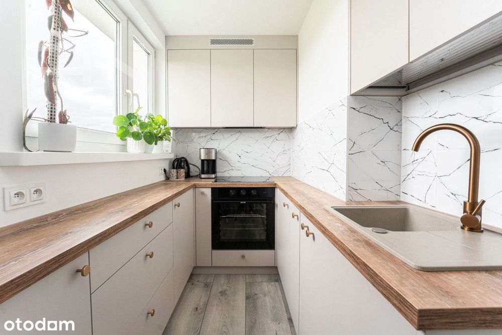 Stylowe 2 pokoje po generalnym remoncie | Balkon