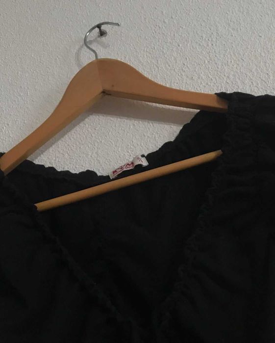T-shirt / Blusa com detalhes