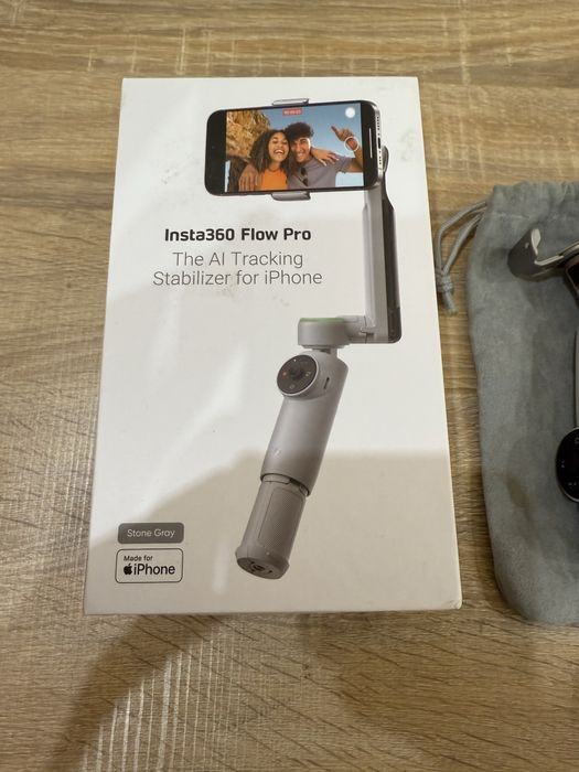 Монопод-стабілізатор Insta360 Flow Pro з чохлом + кейсом + кріплення