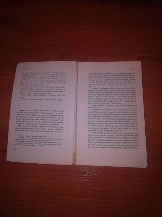 Livro "Yaka" de Pepetela