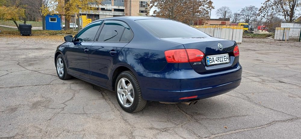 Volkswagen Jetta 2.0 Автомат 2012 року в гарному стані