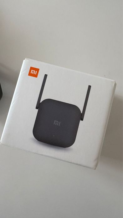 MI Wifi Range Extender Pro