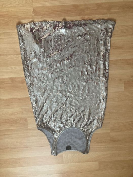 Srebrna cekinowa sukienka roz. M