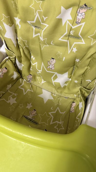 Стільчик для годування