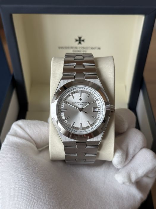 Унікальна модель! Vacheron Constantin Overseas White