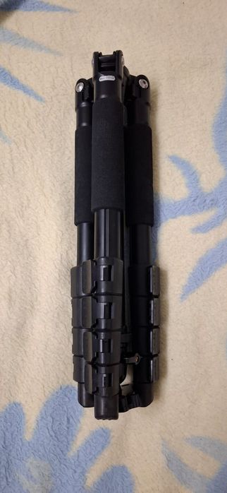 TRIPE BENRO A2695F Aluminio  com cabeça SILK