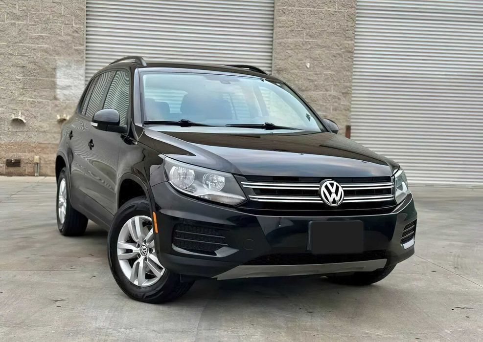 Volkswagen Tiguan      2016