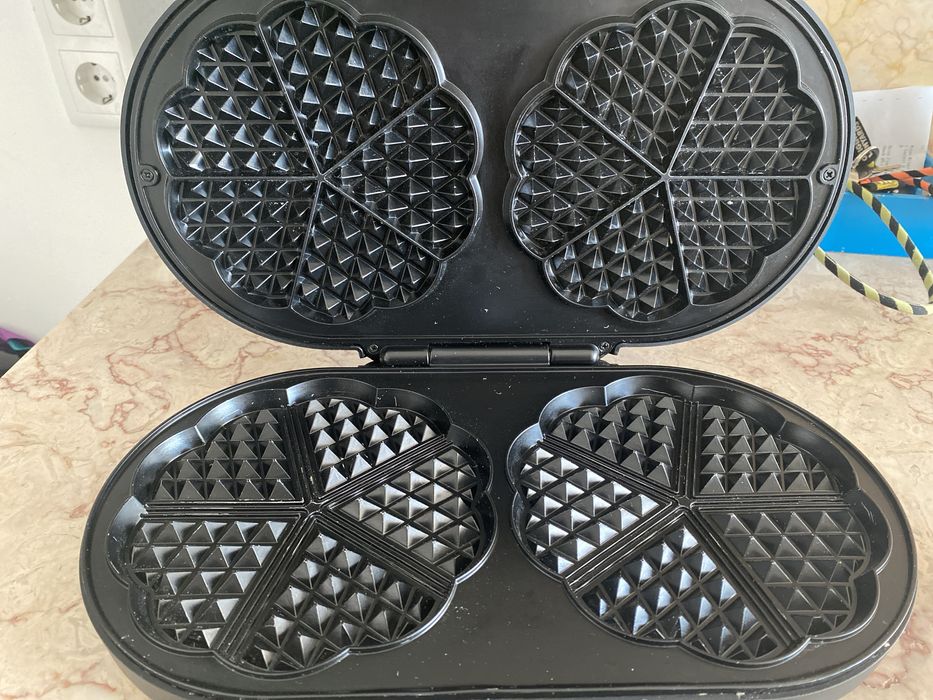 Severin WA 2106 Máquina de Waffles Dupla 1200W Preta
