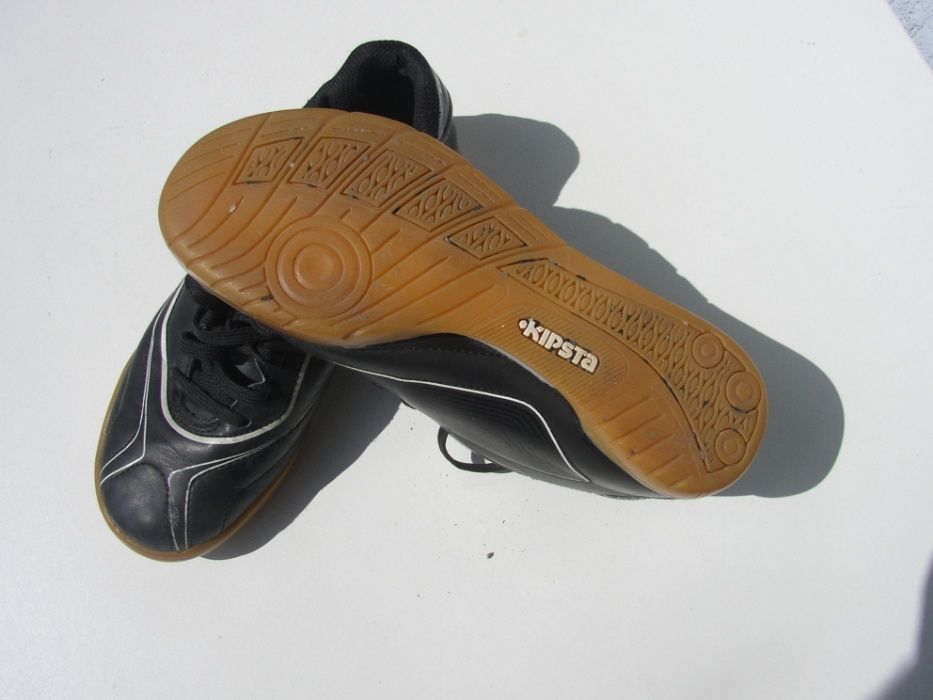 Buty piłkarskie halówki - Kipsta