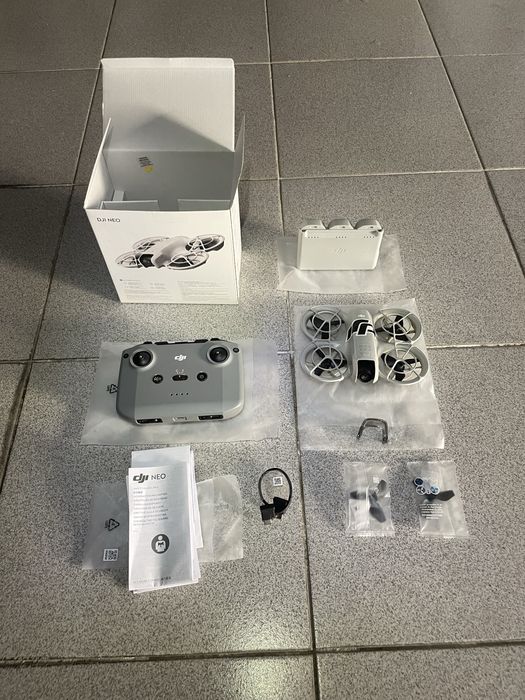 Dji neo fly more combo (kit completo)
