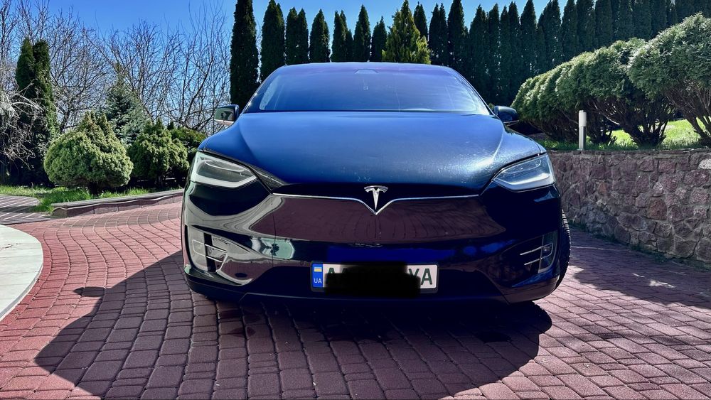 Tesla Model X 100d