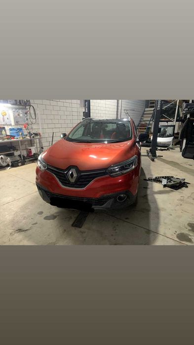 Двері передні/задні Renault Kadjar Рено Каджар 2015-2018