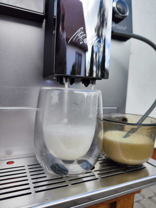 Кавомашина кофемашина Melitta Caffeo CI Touch F 63 0-101