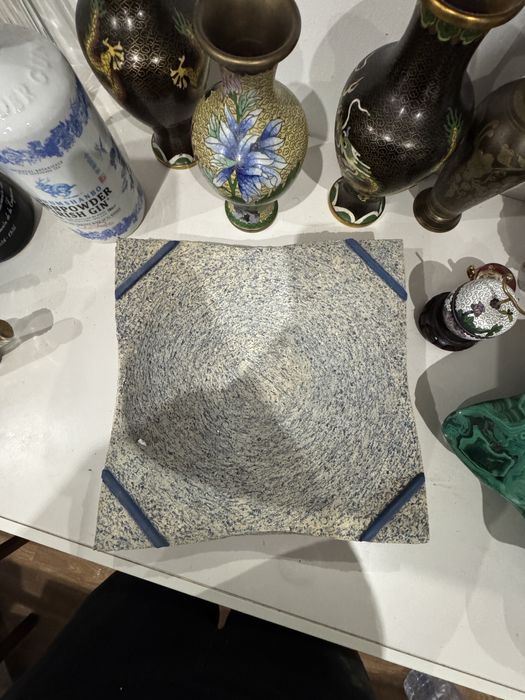 Taça e Vaso em ceramica artistica assinado Victor & Helena