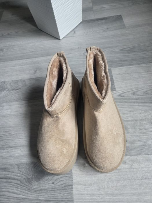 Śniegowce beżowe UGG rozm.39