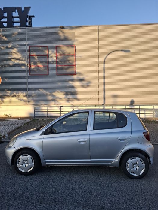 Toyota Yaris vvti
