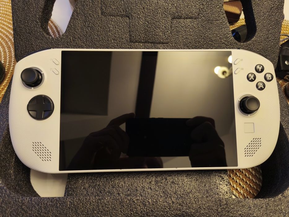 Lenovo Legion Go S 16/512 Steam OS