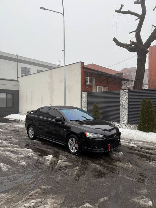 Mitsubishi Lancer 10-X