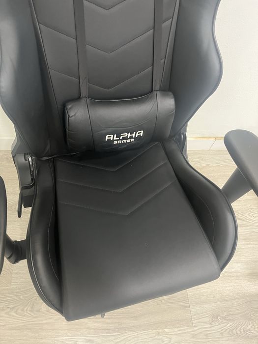 Cadeira Gaming Alpha Gamer Zeta Preta