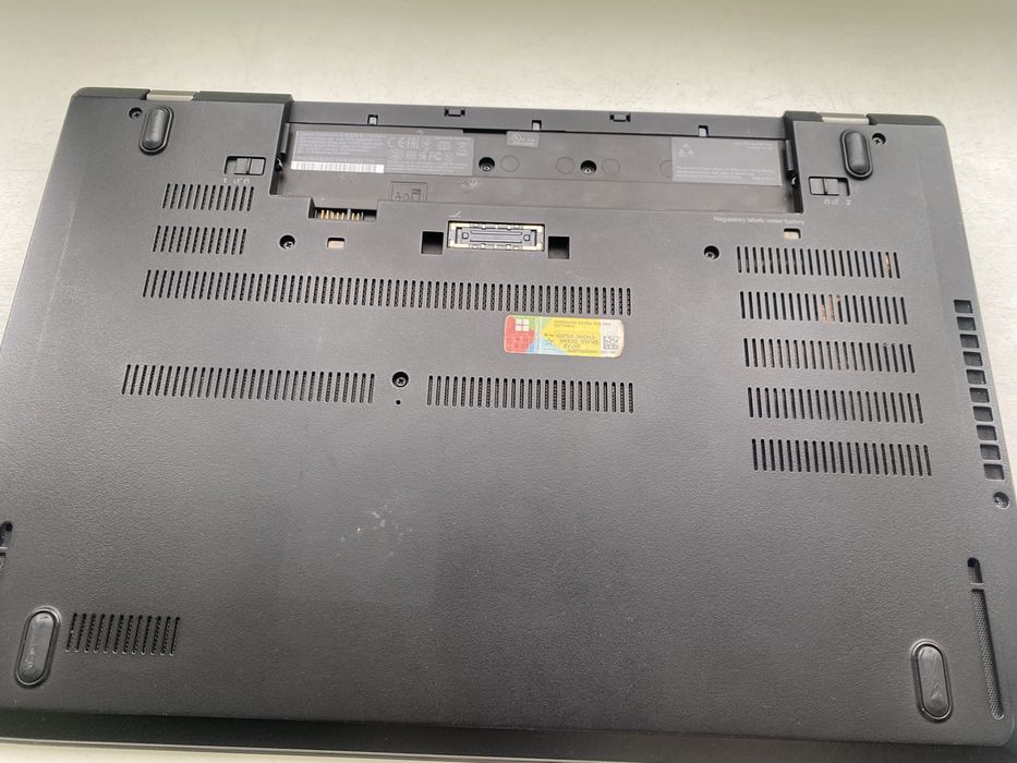 Продам ноутбук Lenovo ThinkPad T570 15.6" Full HD i5-7200U