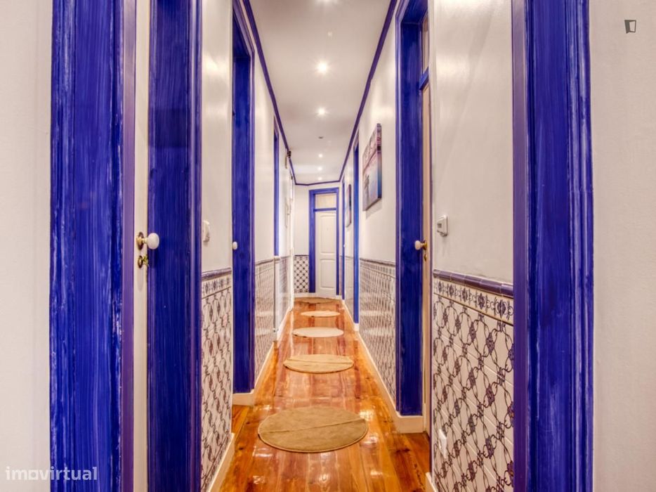 Quarto - localizado em Arroios Lisbon