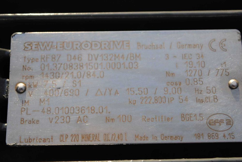Motoreduktor kołnierzowy 7.5kw z regulacją 21-84obr./min.. z hamulcem.