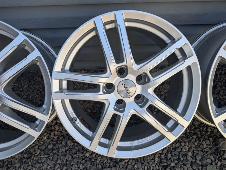 Комплект титанових дисків Dezent Volvo Ford 5/108 R17 5*108 17 ET 52.5