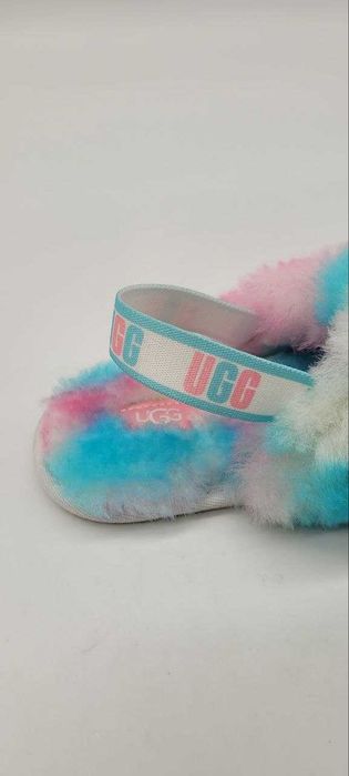 Брендові дитчі босоніжки UGG.Оригінал,хутро. 30 розмір