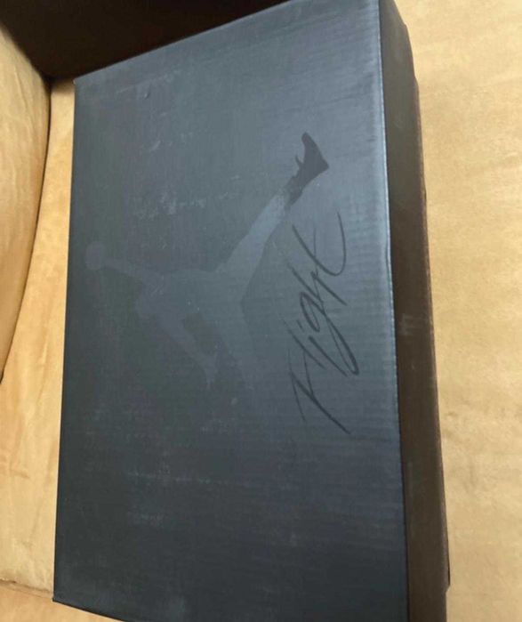 Cale czarne Jordany 4 damskie meskie oryginalne sneakersy 36-41