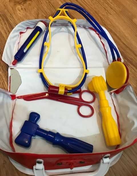 Maletas (Polícia, bombeiro, médico)