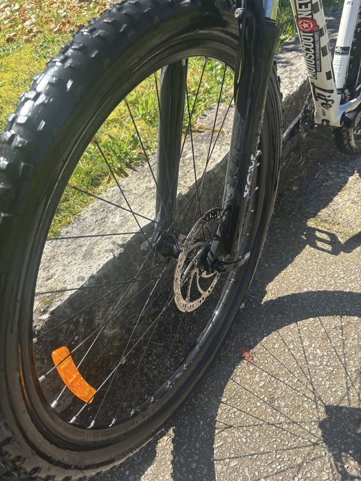 Bicicleta de monte em excelente estado
