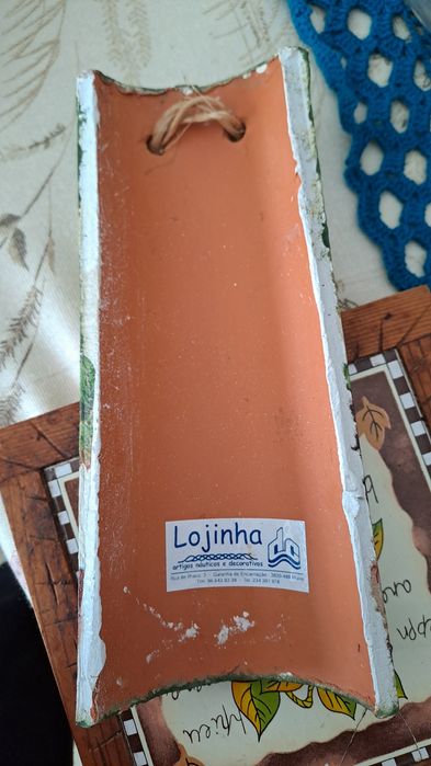 Telha pintada à mão