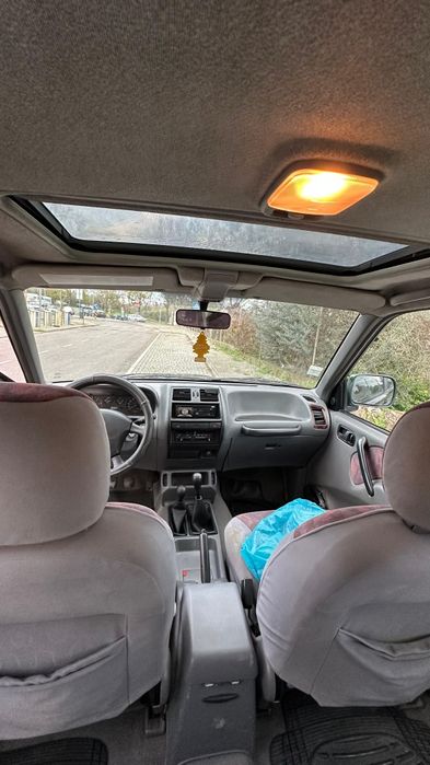 Nissan Terrano 2 longo 7 lugares