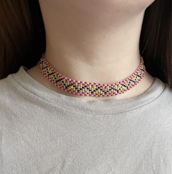 Чокер з бісеру